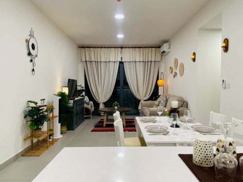 3-Bedroom Condo for Rent at Urban Village Phase 2✨