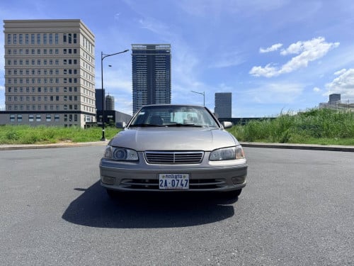 Camry 97 ឡានថ្មីបងប្អូនម្ចាស់ចង់លក់