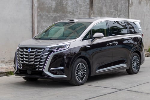 DENZA DMI , Hybrid Plug in