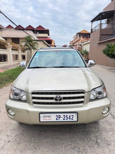 Highlander 2003 Limited Full Pong 1 Very very nice car