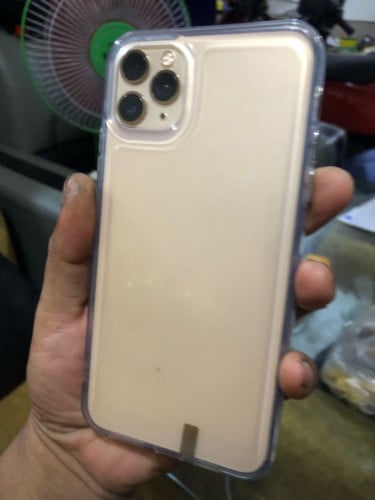 iPhone 11 pro max នៅល្អប្រើ