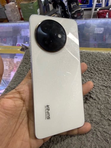 Itel S24 Ram8G Memory256G ក្រុមហ៊ុនសុីមពីរ មានឆ្នាំងសាក