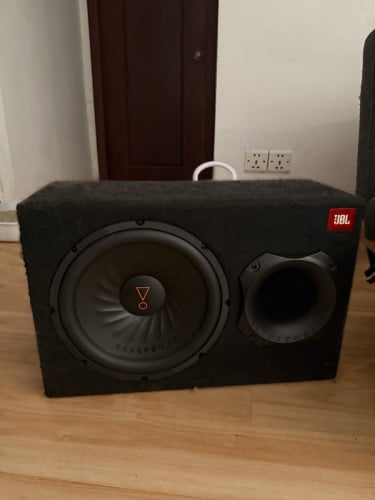 JBL Sub woofer basspro12inch