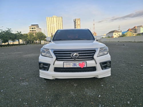 Lexus lx570