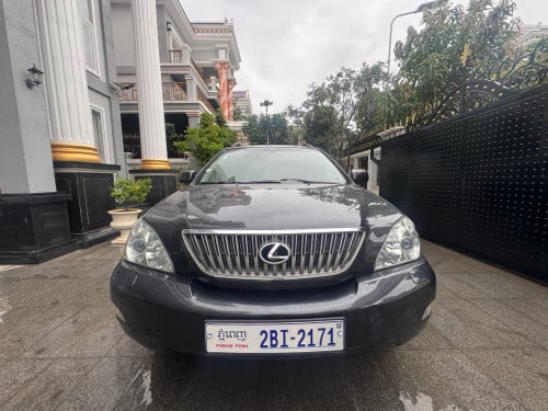 Lexus rx330 2004 half full ប៉ុង2