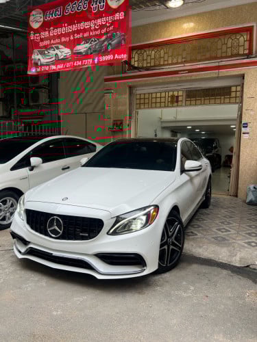 Mercedes C300 ស ក្នុងខ្មៅ ឡើង C63 ឡានស្អាត នាំចូលមកផ្ទាល់