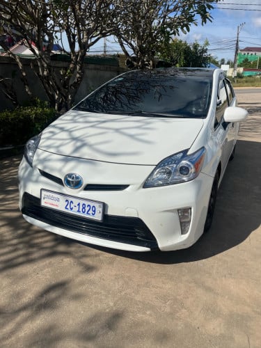 prius 2012 options4 deluxe solar