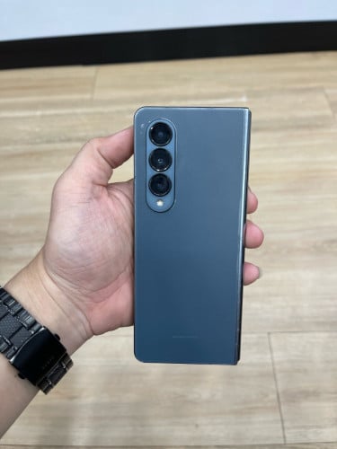 Samsung ford 4 ក្រុមហ៊ុន256GB