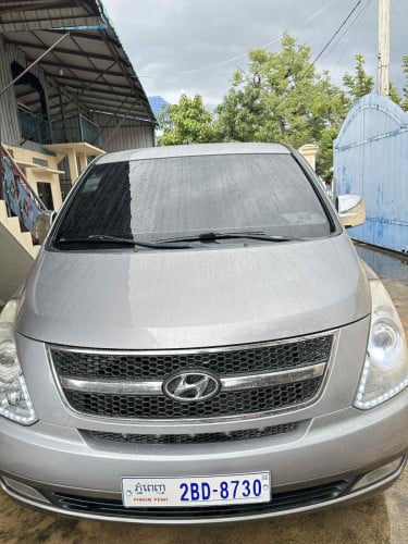 Starex HVX 2011 H-full