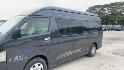 Toyota Hiace 2006