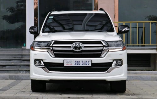 Toyota land cruiser 2019 executive lounge