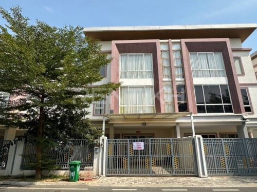 Twin Villa for rent at Borey Orkide 6A