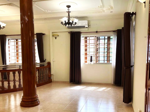 Villa for Rent in BKK1 – Large Land Size✨