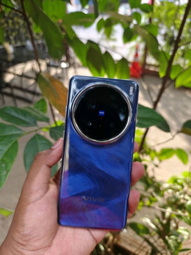Vivo x200 pro (12/256) 98%