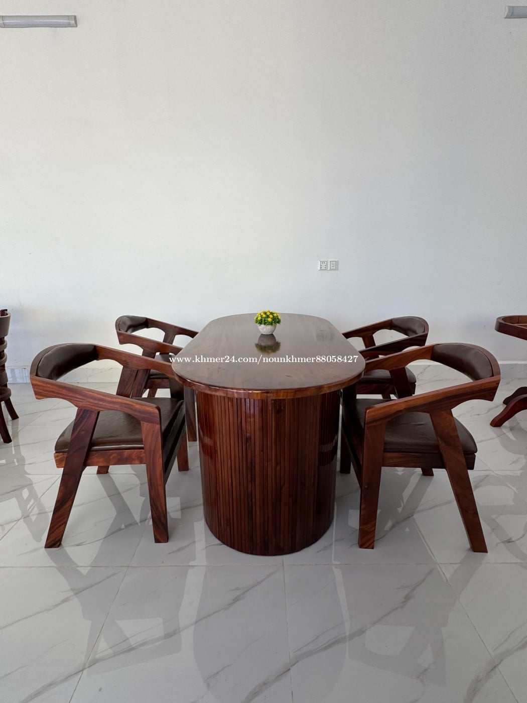ឈុតតុឈើ ច័ន្ទគីរី