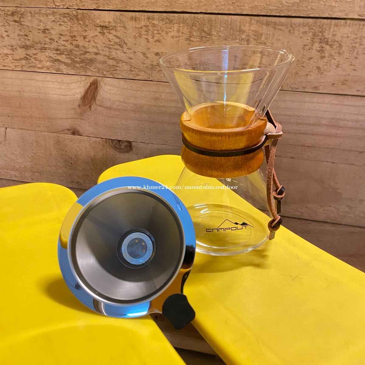 POUR OVER COFFEE MAKER 2 CUP WITH FILTER price $12.00 in Tuek Thla,  Saensokh, Phnom Penh, Cambodia - MOUNTAINS | Khmer24.com