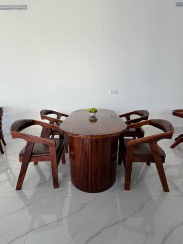 ឈុតតុឈើ ច័ន្ទគីរី