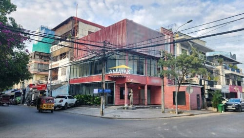 ផ្ទះកែងលក់