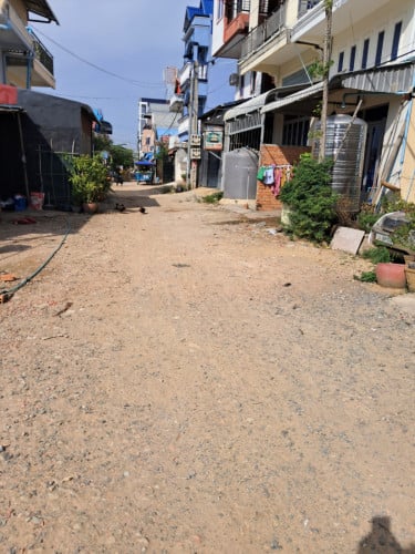 ផ្ទះលក់បន្ទាន់ យកលុយមើលប្តីឈឺ