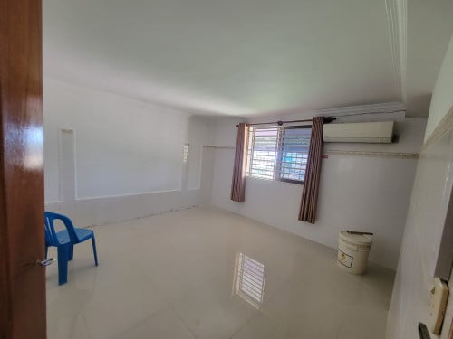 ច្រើនជម្រើស បន្ទប់ធំៗ សង់ថ្មី​មានចំណត់សុវត្ថិភាព និងឯកជន សល់តែ២បន្ទប់