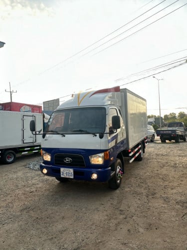 រថយន្ដលក់