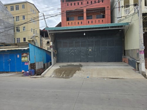 ដីលក់ម្ចាស់ផ្ទាល់ 10ម X 37.8ម លក់នៅលើផ្លូវបេតុងថ្មីទួលសង្កែ ម្ខាងបឹងកក់ ម្ខាងទួលសង្កែ