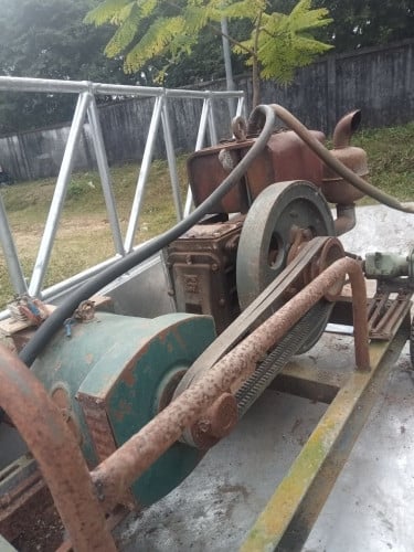 នៅដំណើរការបាន លក់200$