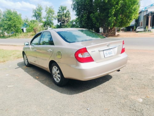 ឡានលក់ឡានស្អាតមុខក្រោយអត់មុខអត់ប៉ះធានាទឹកថ្នាំស្រ៊ីនគ្រឿងក្រោមម៉ាស៊ីនប្រអប់លេខនៅល្អ។កង់ថ្មី 4 គ្រាប់