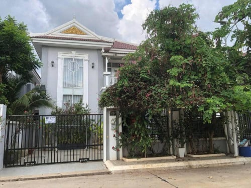 ផ្ទះលក់បន្ទាន់លុយ បុរីវិមានភ្នំពេញគំរោង9 ផ្លូវ 6A