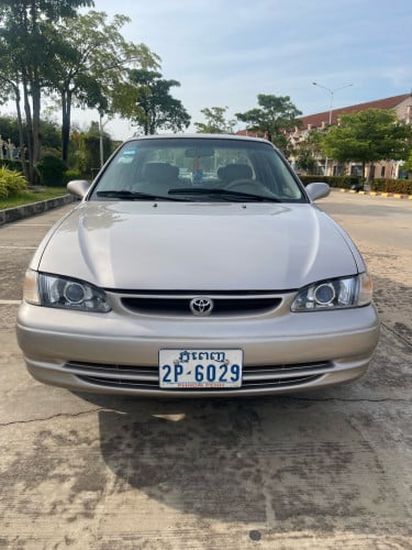 លក់Corolla 2000 ជាប្រភេទឡានថ្មី ធានាមិនបុកប៉ះ មិនច្រេះ ម៉ាស៊ីនប្រអប់លេខនៅសំណុំ ជិះស្រួល ស៊ីសាំងតិច