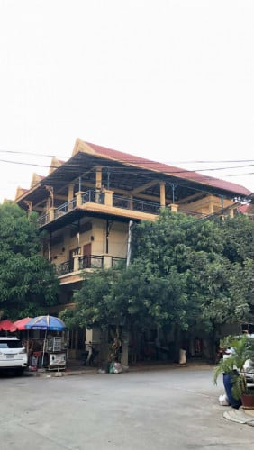 បុរីពិភពថ្មីk6 ផ្ទះកែវ