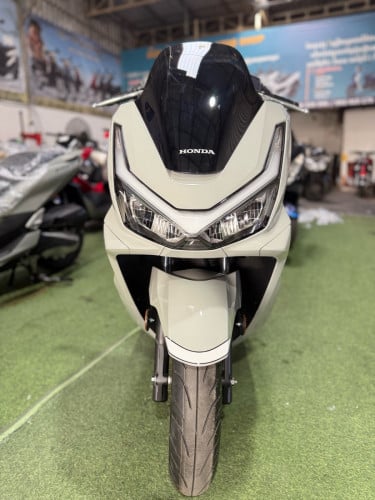 លក់ម៉ូតូ PCX 125c 2025