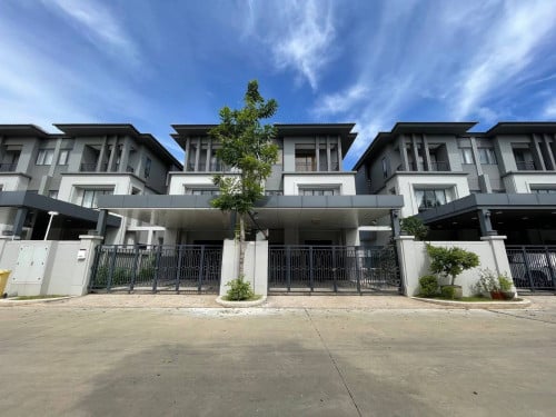 វីឡាភ្លោះសម្រាប់ជួលនៅបុរី ជីបម៉ុងហ្គានភ្នំពេញ/TwinVilla for rent at Borey Chip Mong Grand Phnom Penh