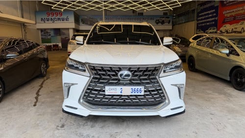 🚘 2017 LX 570 full option (Arab) V8 (5.7L) ម្ចាស់ទិញខ្លាញ់គោស្រុកខ្មែរ