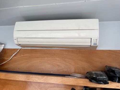 Air conditioner Fujitsu Japan sale 115$