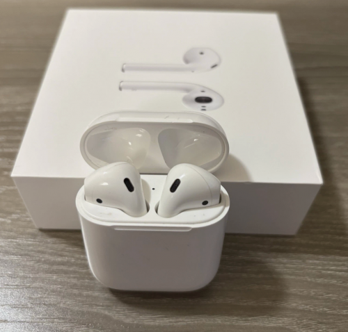 AirPods 2nd Generation 98%