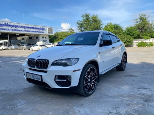 BMW X6 013.