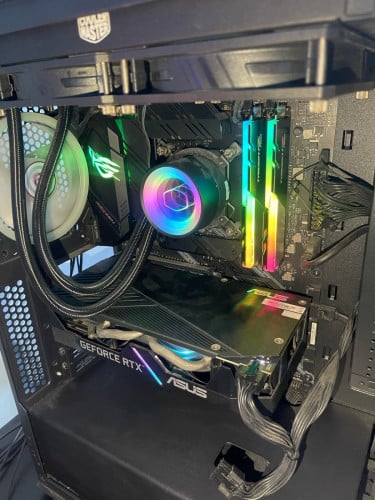CPU: Intel Core i5-10400FGPU: ASUS RTX 2060Mainboard: ASUS ROGRAM: 16GB G.SKILLS M.2 128GB + HDD 1TB