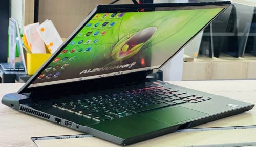 Dell Alienware M15 R2