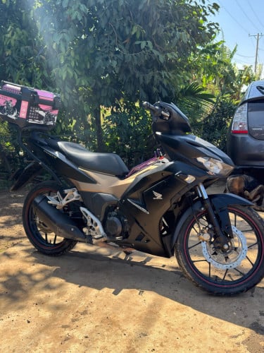 For sell 2022 ឈ្មេាះម្ចាស់ដើម ម៉ូតូ 1មុឺន3 គីឡូធានាមាសុីនអេម មិនដែលប៉ះសោ