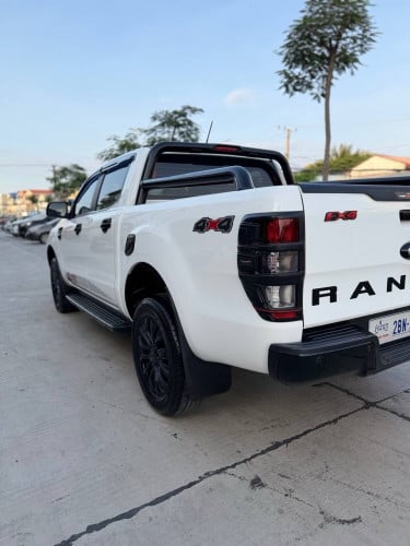 FORD FX4 2022 ម៉ាសុីន​2.2 ប៉ុងពីរ  ម្ចាស់ដេីមទីមួយ​ ទឹក​ថ្នាំ​សុីនមួយ​ ប្រេីបាន3មុឺនគីឡូជាង