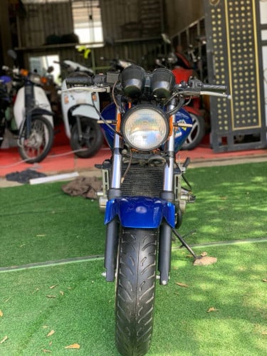 honda hornet 012 ម៉ាស៊ីន​សាណុំ​ តម្លៃ​1200$ វ៉ៃ​ដូរ​ បង់​រំលោះ​បាន​