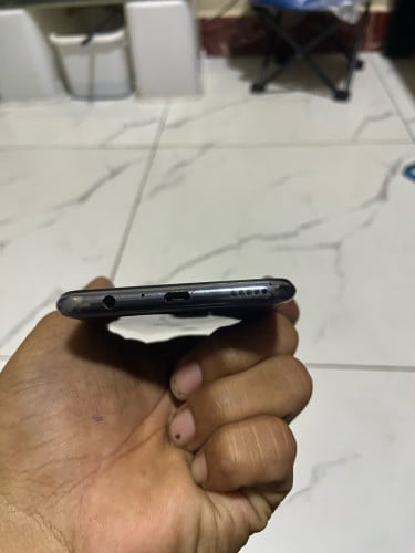 Honor លក់តែ10$/ខូចថ្ម