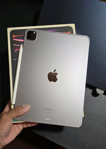 Ipad pro M2 (11inch) (4th gen) មួយទឹកនៅសំណុំហ្សុីន