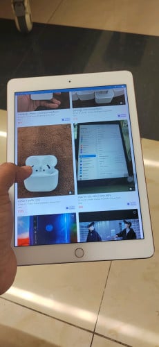 ipad pro9.7 Wifi ខូចhome