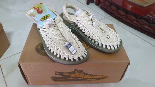 Keen Shoes Mate in Cambodia 🇰🇭