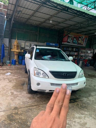 lexus 400h, good car 4700$