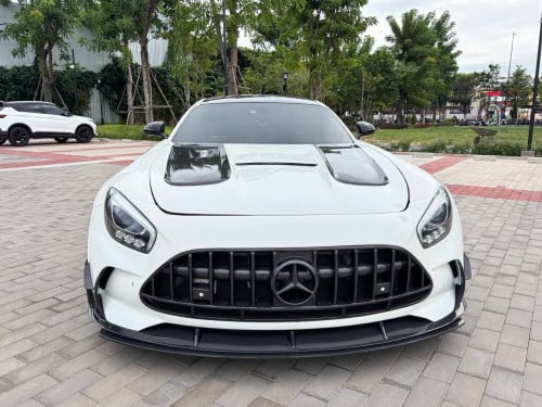 Mercedes Benz AMG-GTS