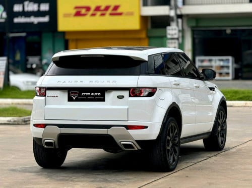 Range rover : rental 900$