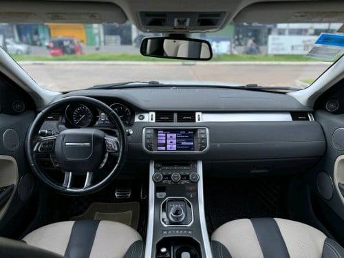 Range rover : rental 900$